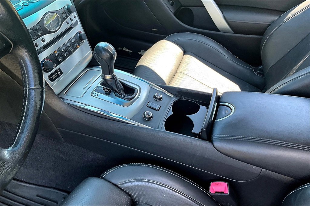Used 2014 INFINITI Q60 AWD Coupe image 13