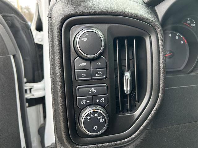 Certified 2021 Chevrolet Silverado 1500 Custom w/ LPO, Dark Essentials Package image 16