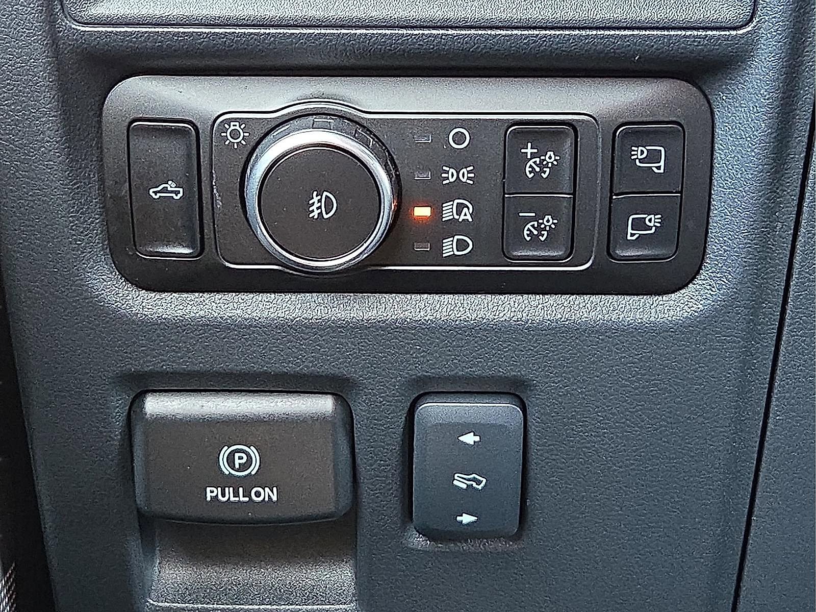 Certified 2025 Ford F150 Tremor w/ Tow/Haul Package image 22