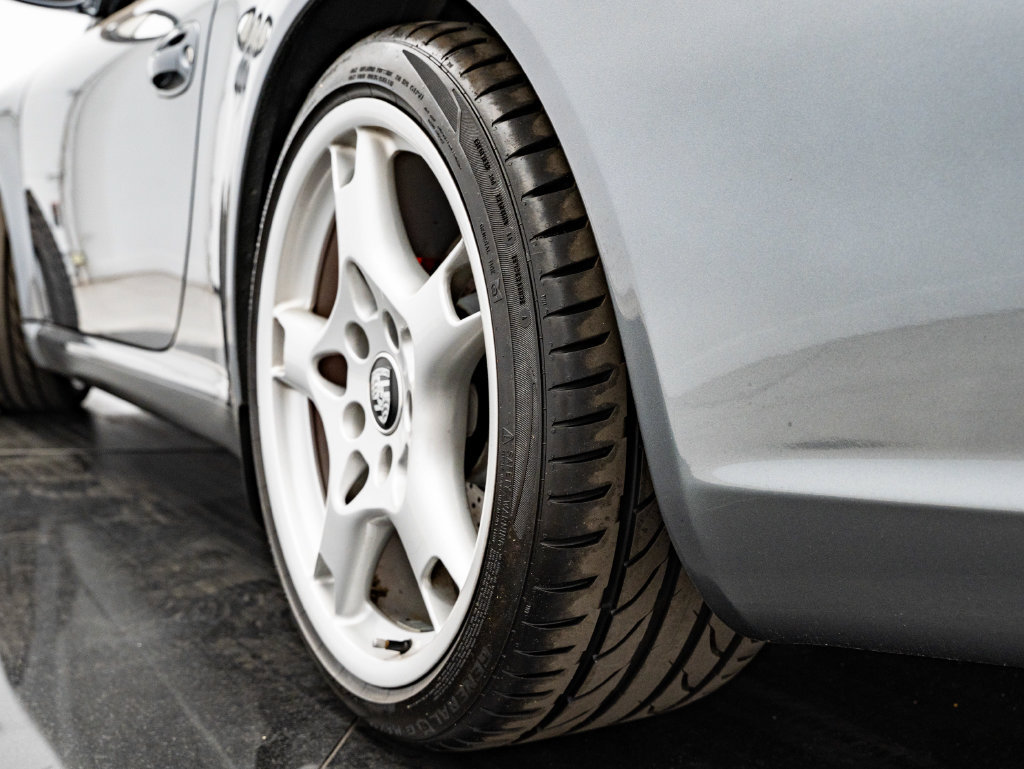 Used 2006 Porsche 911 Carrera S RWD image 50