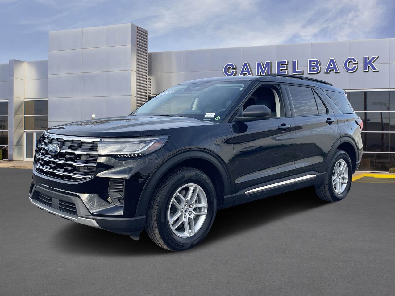 Certified 2025 Ford Explorer Active image 34