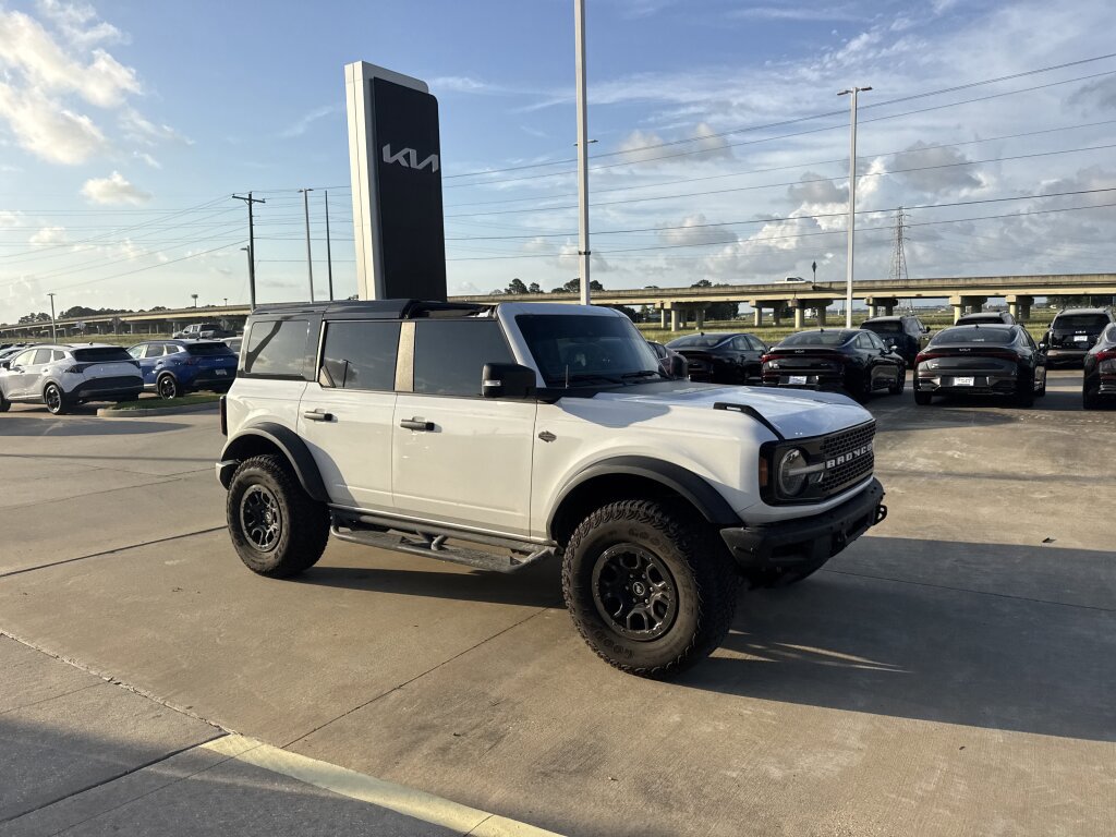 Used 2024 Ford Bronco Wildtrak AWD/4WD image 11