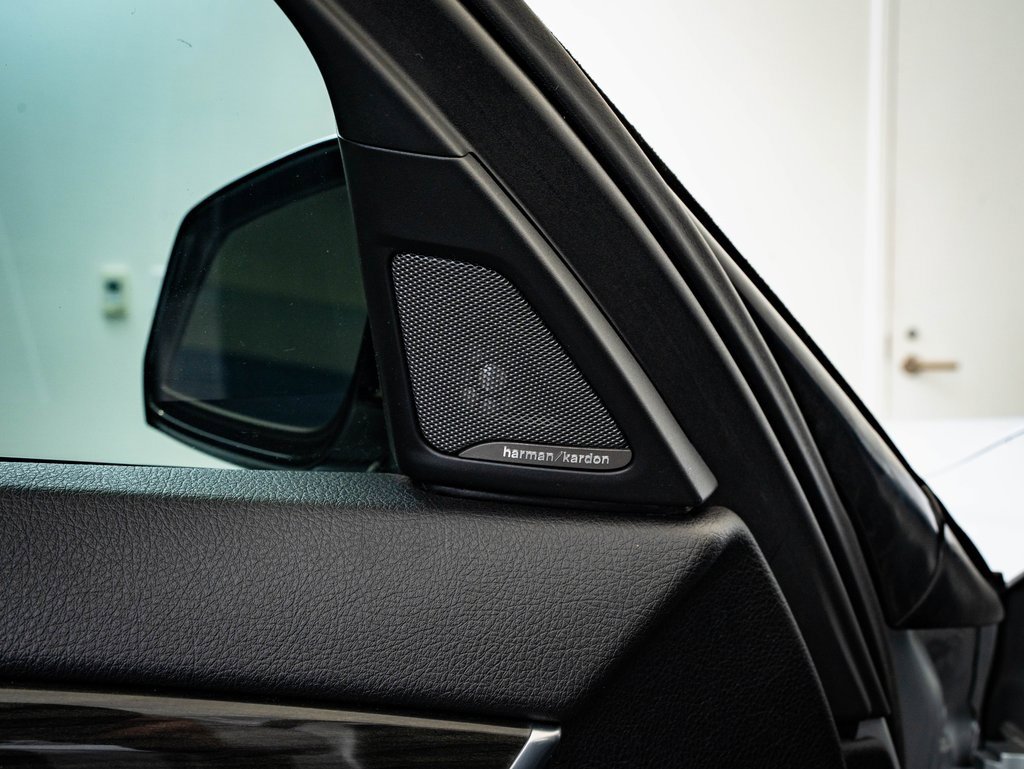 Used 2014 BMW 550i xDrive Sedan image 28