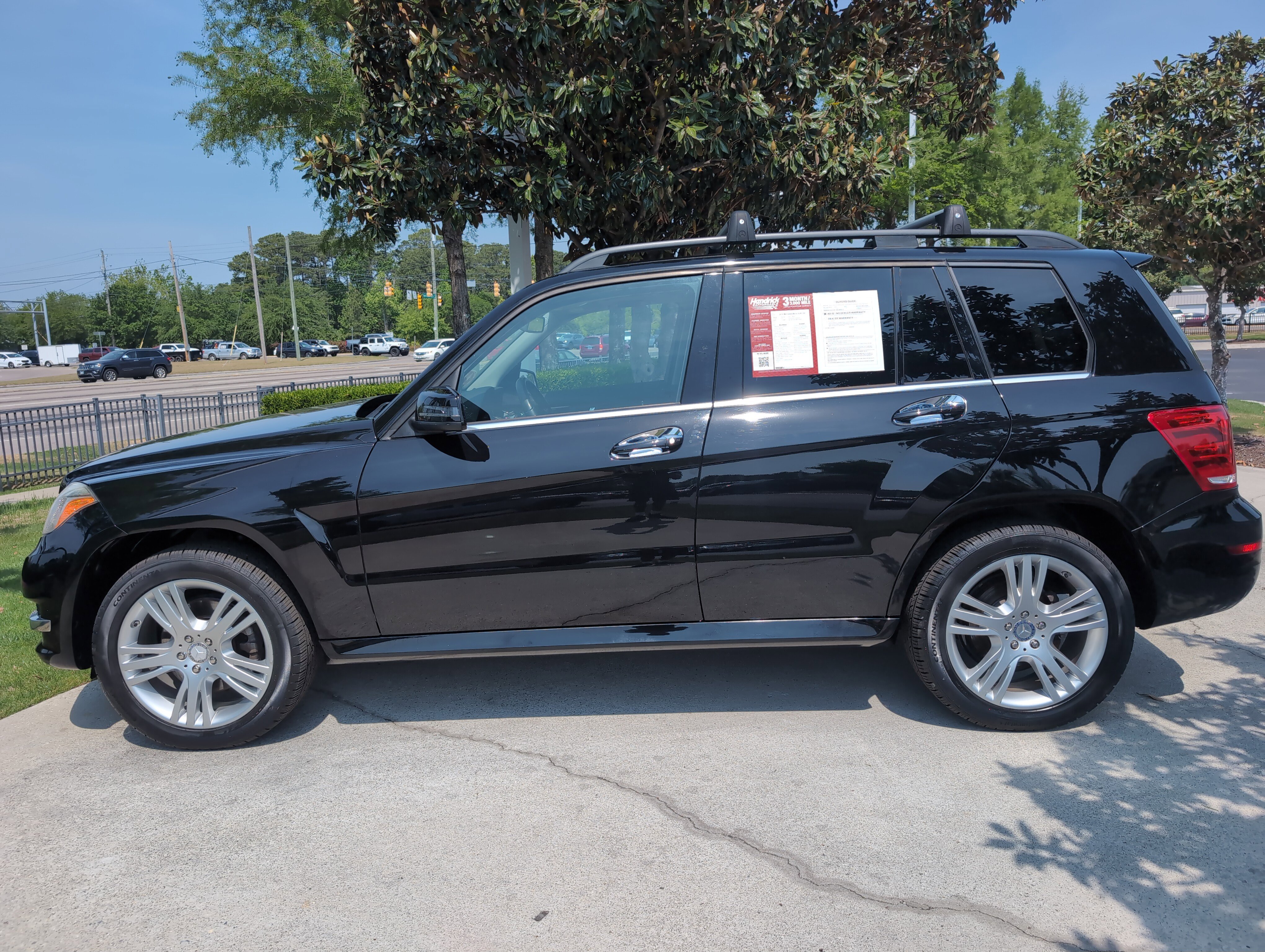 Used 2015 Mercedes-Benz GLK 350 4MATIC image 7