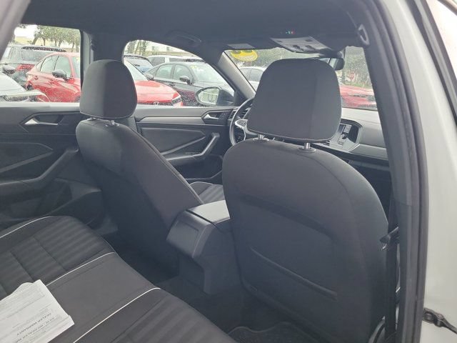 Certified 2023 Volkswagen Jetta Sport FWD image 9