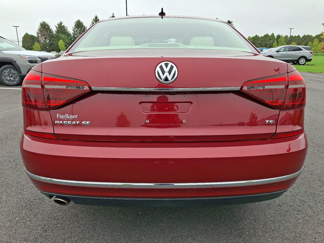 Used 2018 Volkswagen Passat 2.0T SE FWD image 6