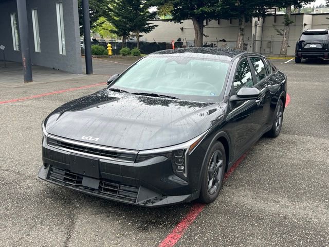 Certified 2025 Kia K4 FWD image 3