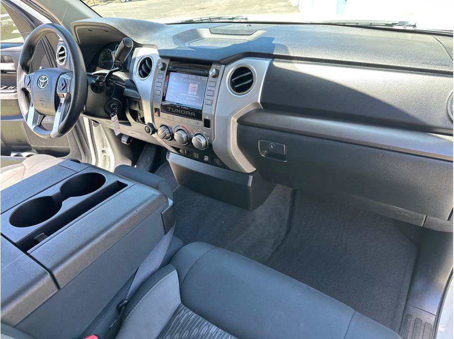 Used 2019 Toyota Tundra SR5 AWD/4WD image 26