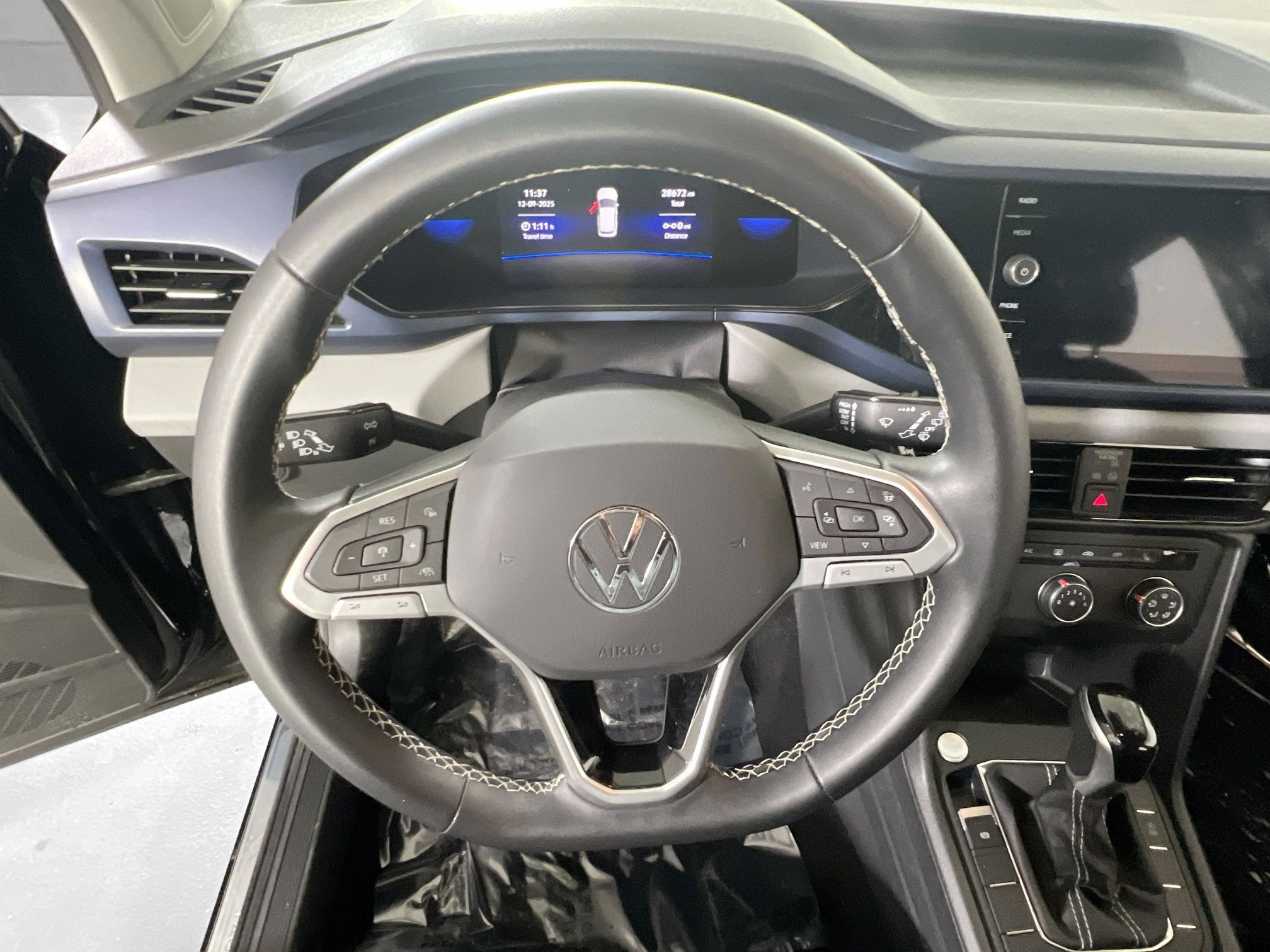 Used 2022 Volkswagen Taos SE image 11