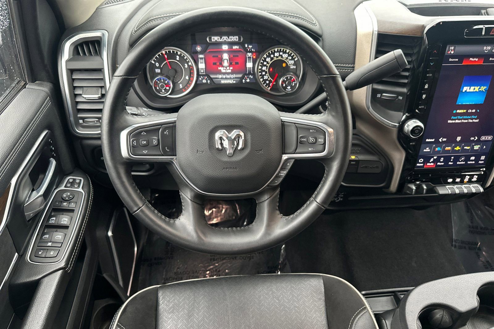 Used 2024 RAM 2500 Laramie image 15