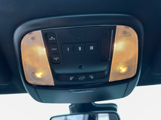 Used 2021 Dodge Durango SRT Hellcat w/ Premium Interior Group AWD/4WD image 25