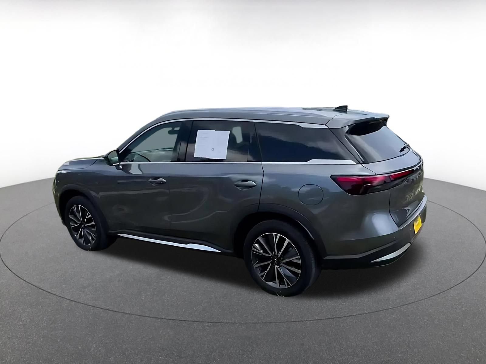 Used 2026 INFINITI QX60 Luxe AWD/4WD image 9