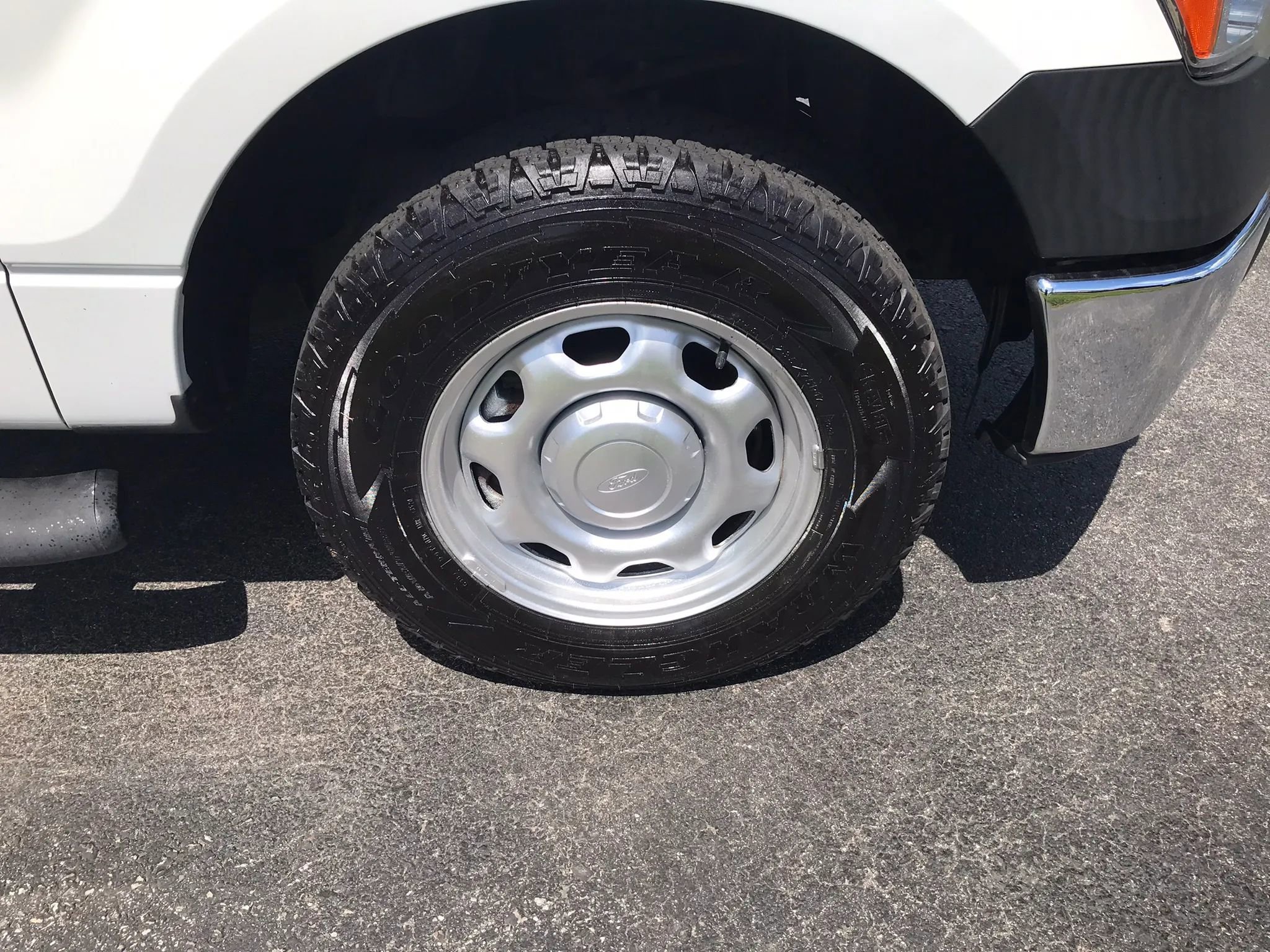 Used 2013 Ford F150 XL w/ Mid Equipment Group RWD image 33