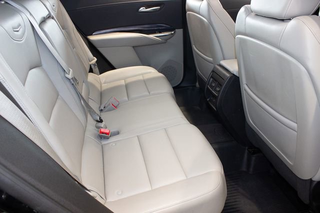 Used 2023 Cadillac XT4 Luxury w/ Cold Weather Package image 12