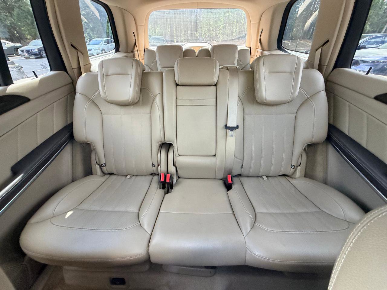 Used 2013 Mercedes-Benz GL 450 4MATIC image 31