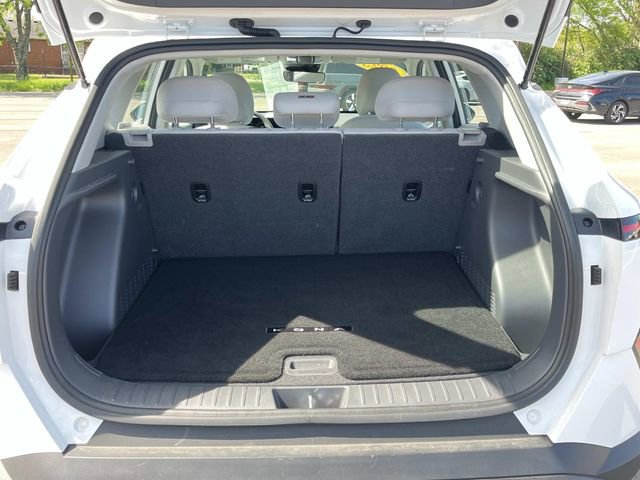 Certified 2025 Hyundai Kona SE image 11