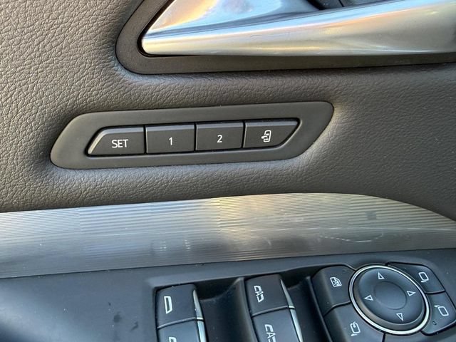 Used 2024 Cadillac XT4 Premium Luxury AWD/4WD image 23