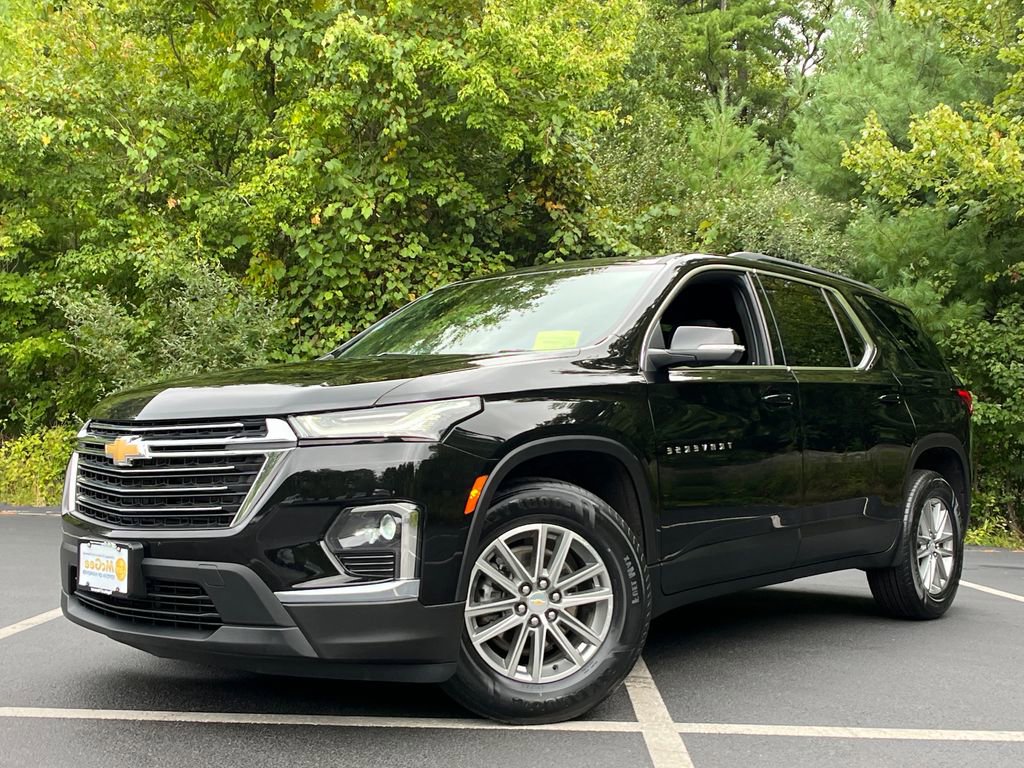 Used 2023 Chevrolet Traverse LT