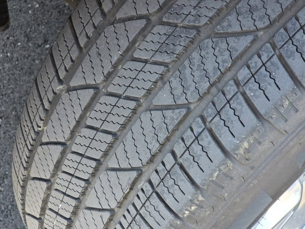 Used 2024 Chevrolet Suburban Premier image 30