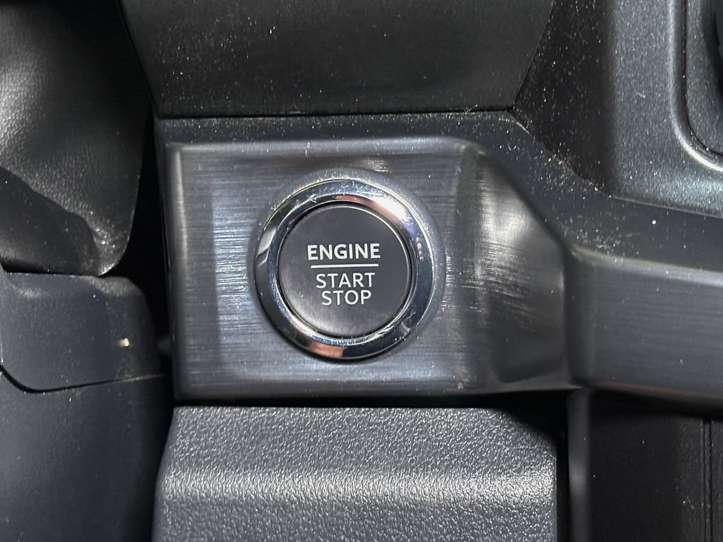 Certified 2025 Ford F250 Lariat w/ Lariat Ultimate Package AWD/4WD image 38