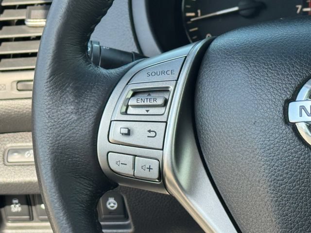 Used 2015 Nissan Altima 2.5 SL w/ Technology Package FWD image 20