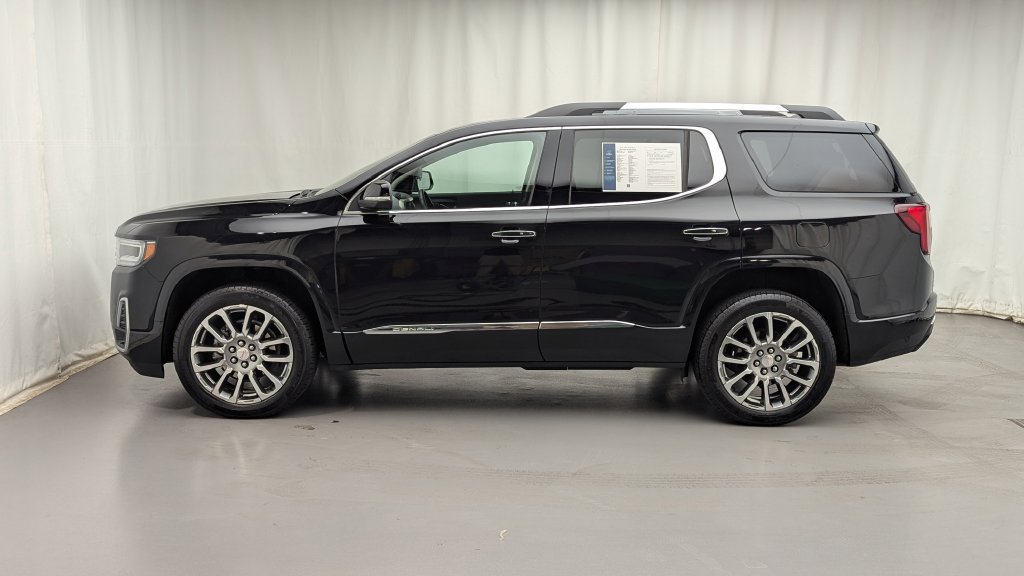 Certified 2023 GMC Acadia Denali w/ LPO, Floor Liner Package FWD image 8