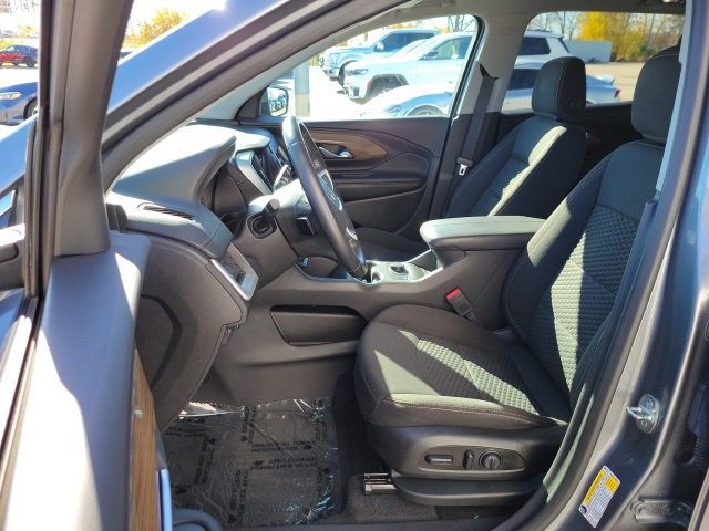 Used 2020 GMC Terrain SLE w/ Driver Convenience Package image 8