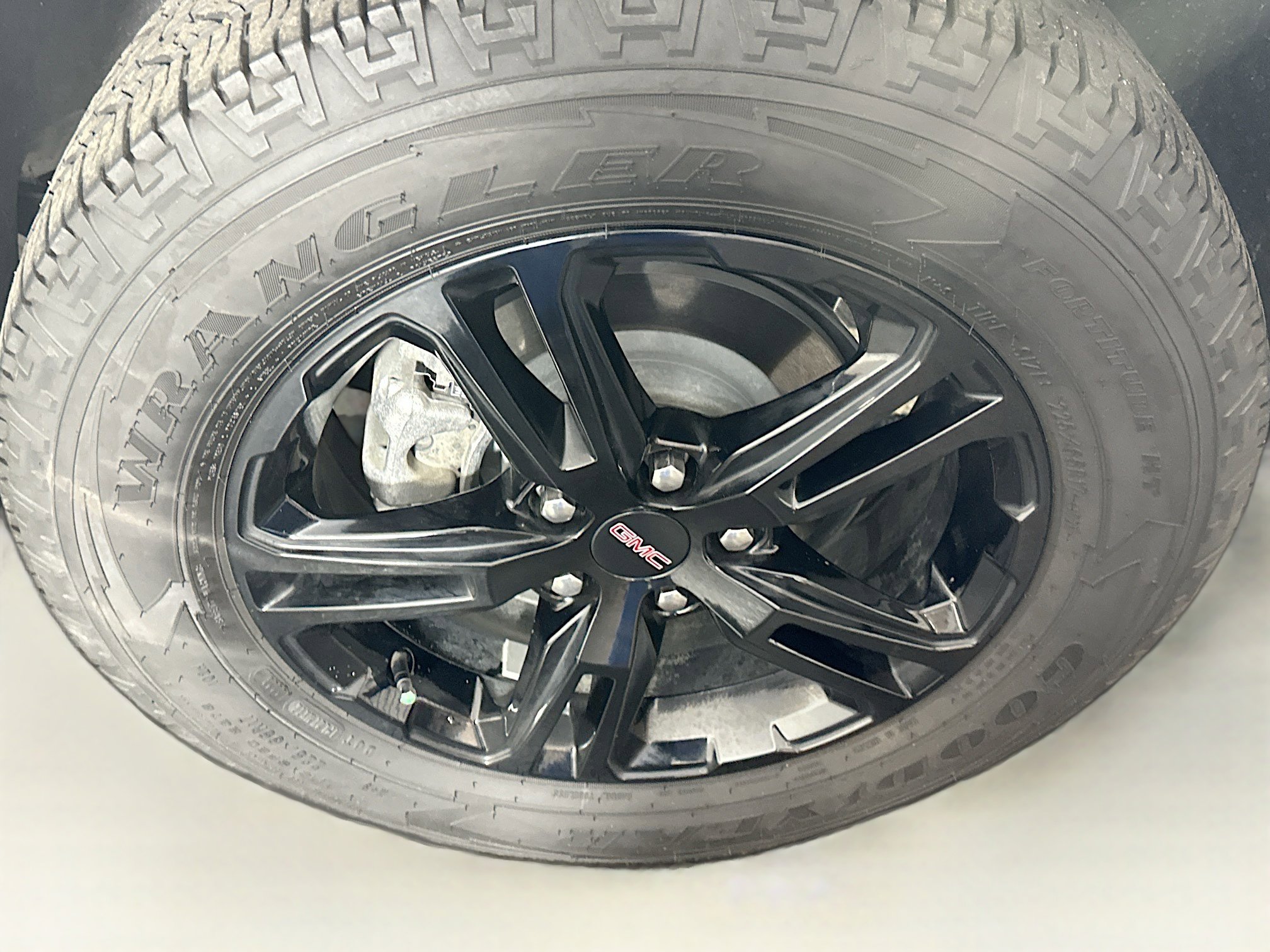 Used 2024 GMC Terrain AT4 image 11