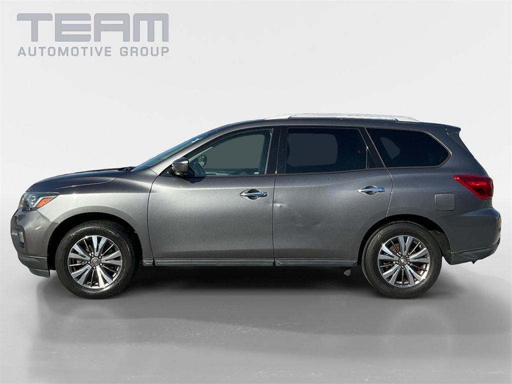 Used 2018 Nissan Pathfinder SL image 4