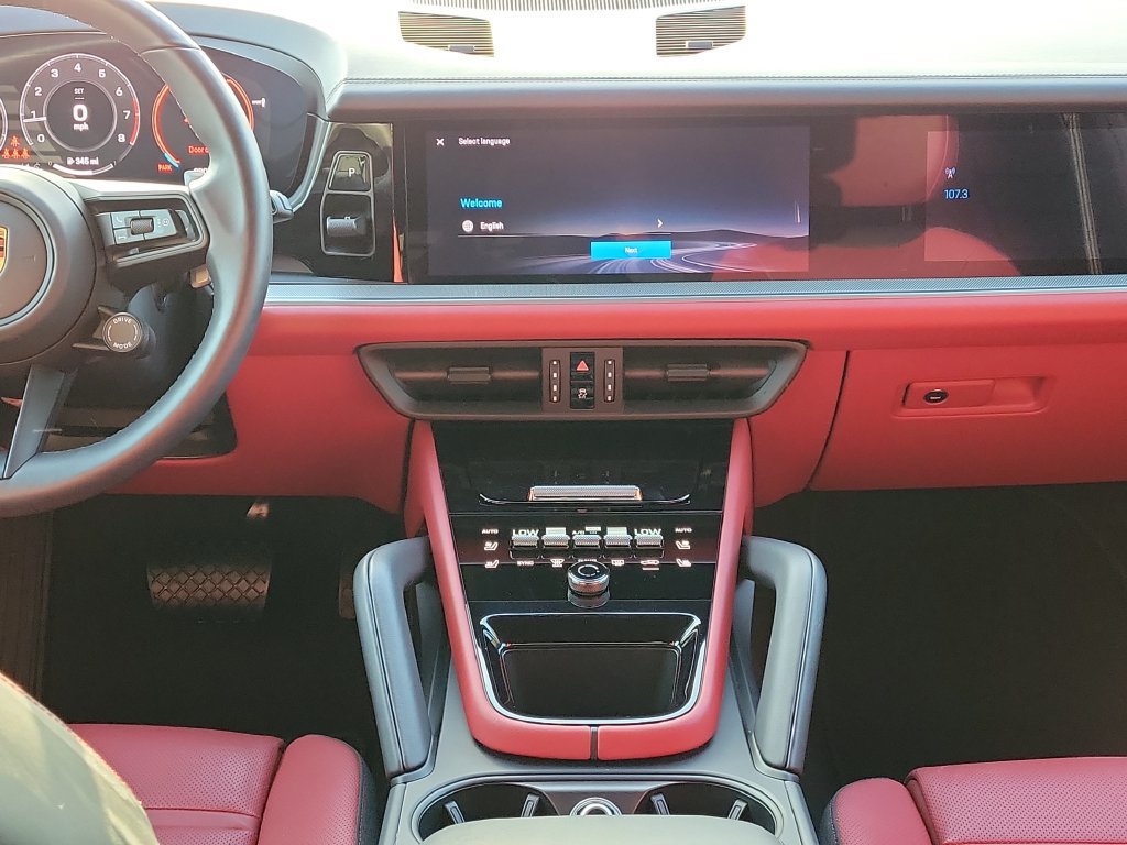 Certified 2026 Porsche Cayenne AWD/4WD image 22