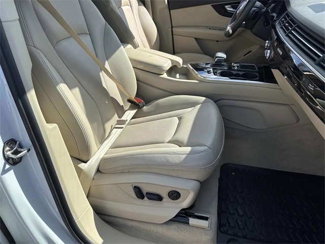 Used 2018 Audi Q7 3.0T Prestige w/ Prestige Package image 11