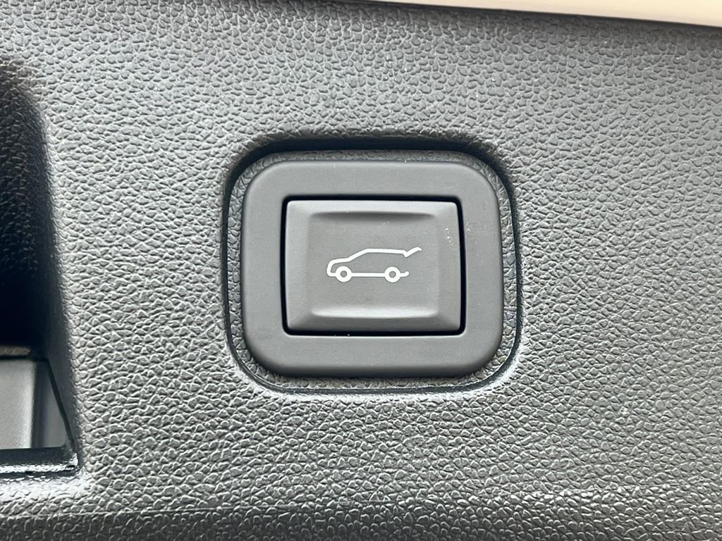 Certified 2025 Chevrolet Blazer EV RS w/ Super Cruise Package image 35