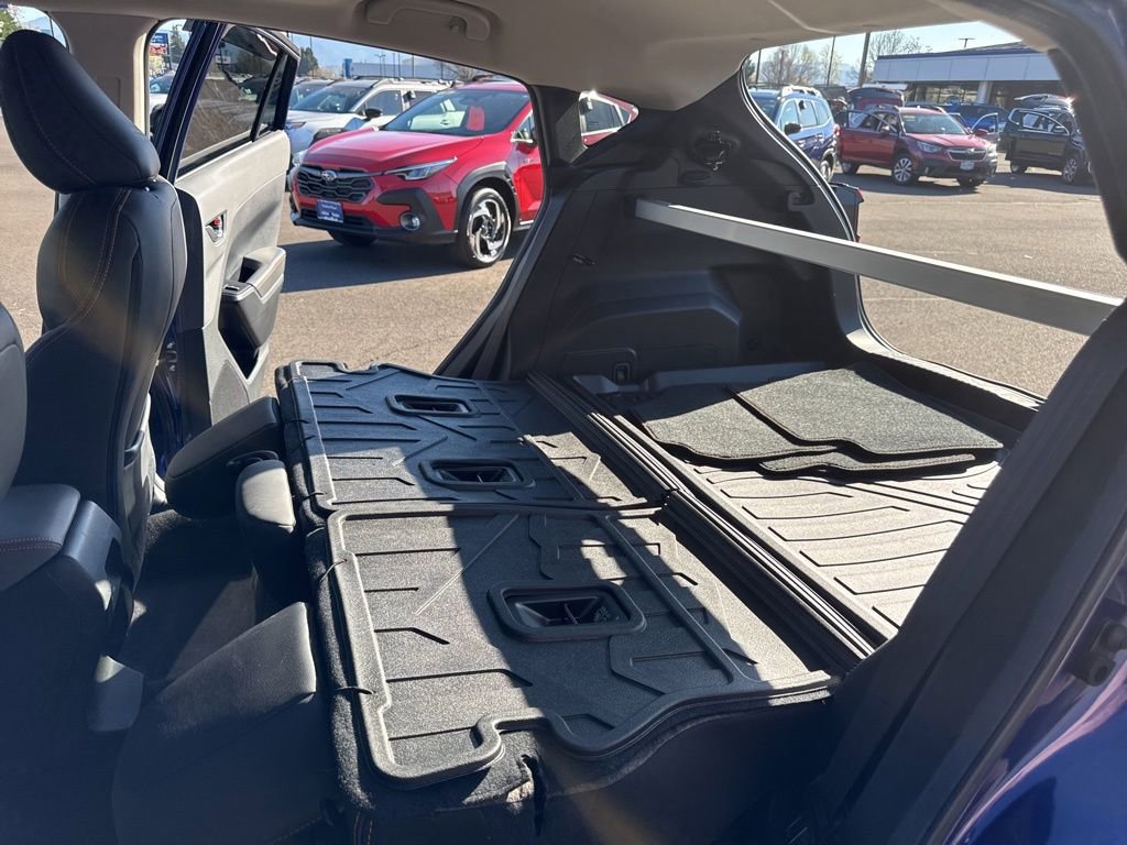 Used 2025 Subaru Crosstrek 2.5i Limited w/ Crosstrek Mirror Package image 16