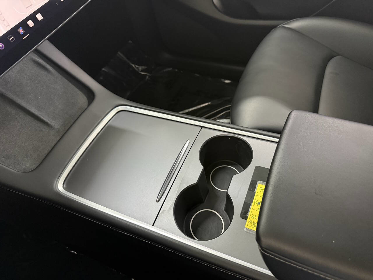 Used 2022 Tesla Model Y Performance AWD/4WD image 28