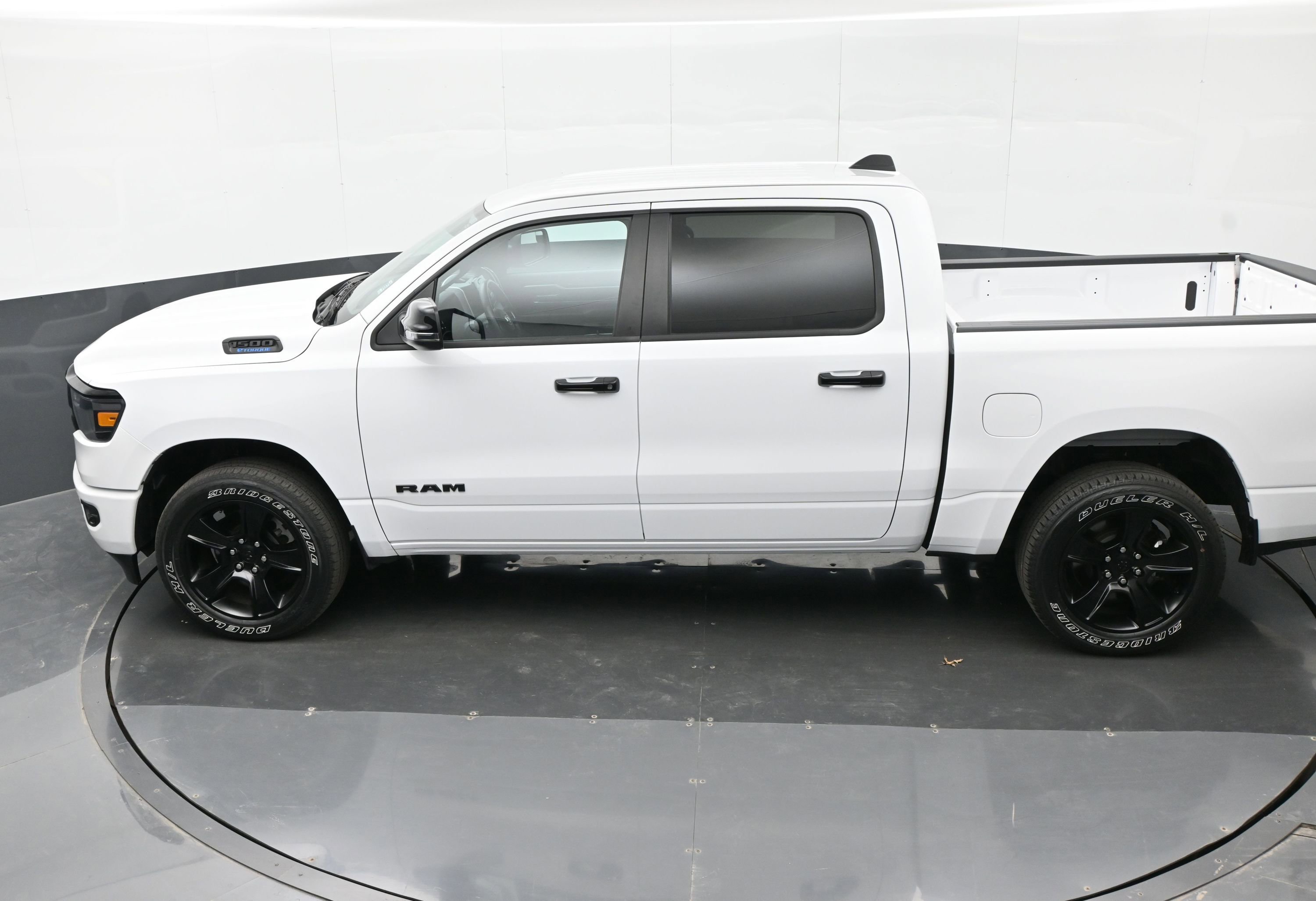Used 2023 RAM 1500 Big Horn AWD/4WD image 36