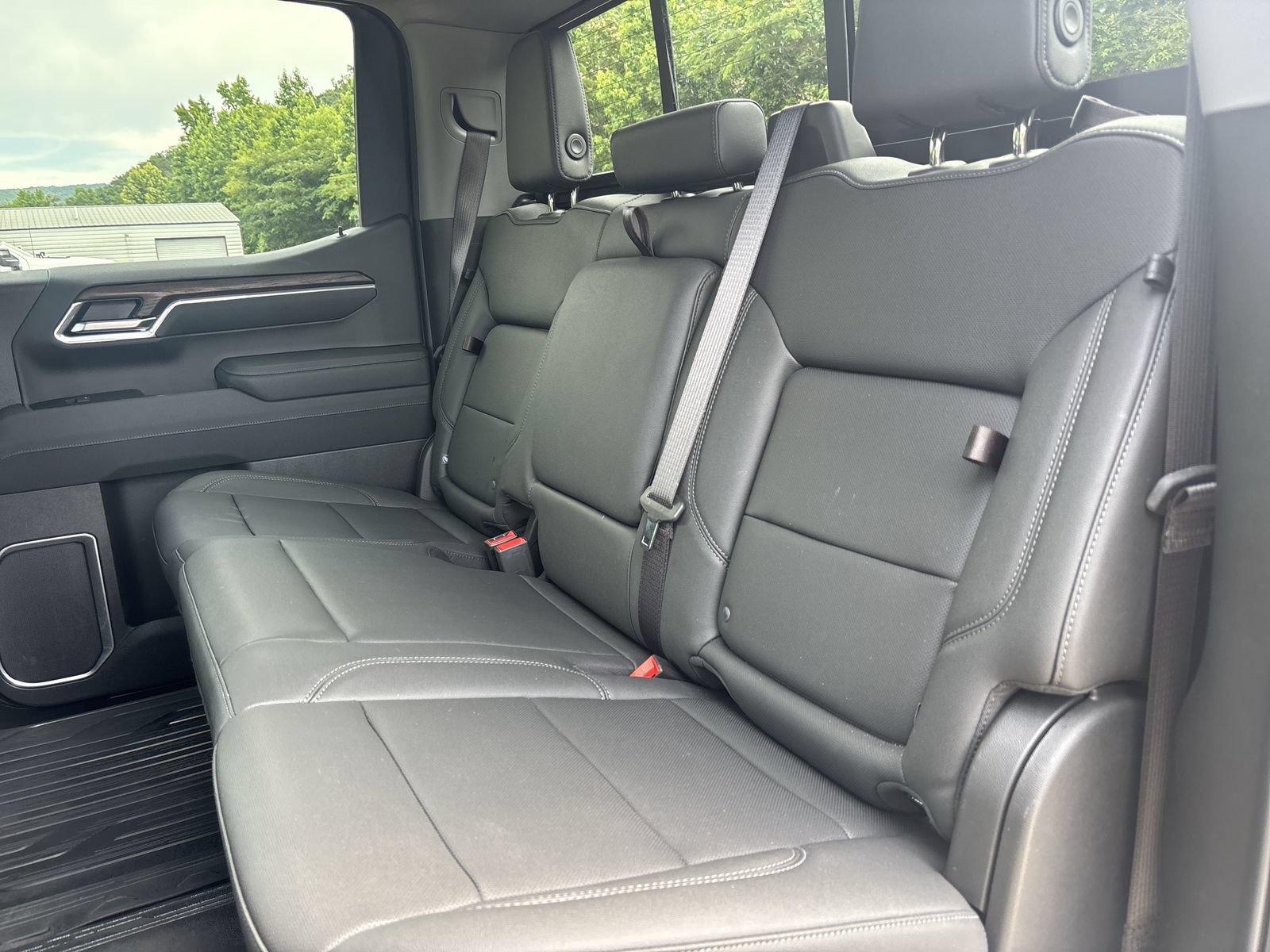 Used 2026 GMC Sierra 1500 SLT w/ SLT Premium Plus Package AWD/4WD image 21