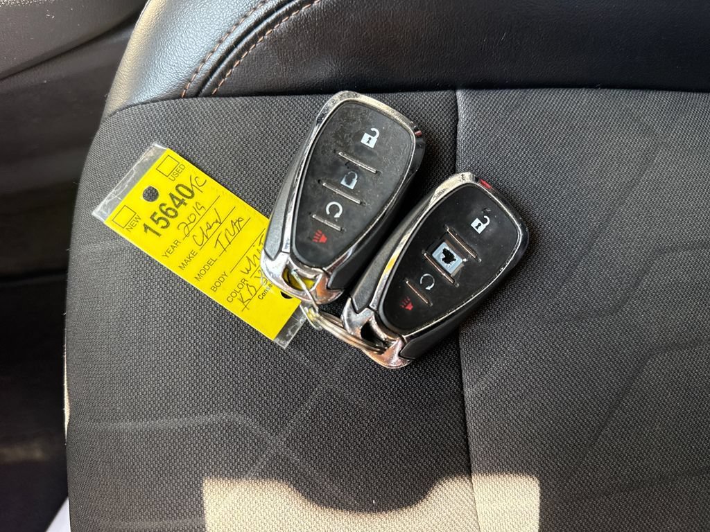 Used 2019 Chevrolet Trax LT w/ LT Convenience Package AWD/4WD image 31
