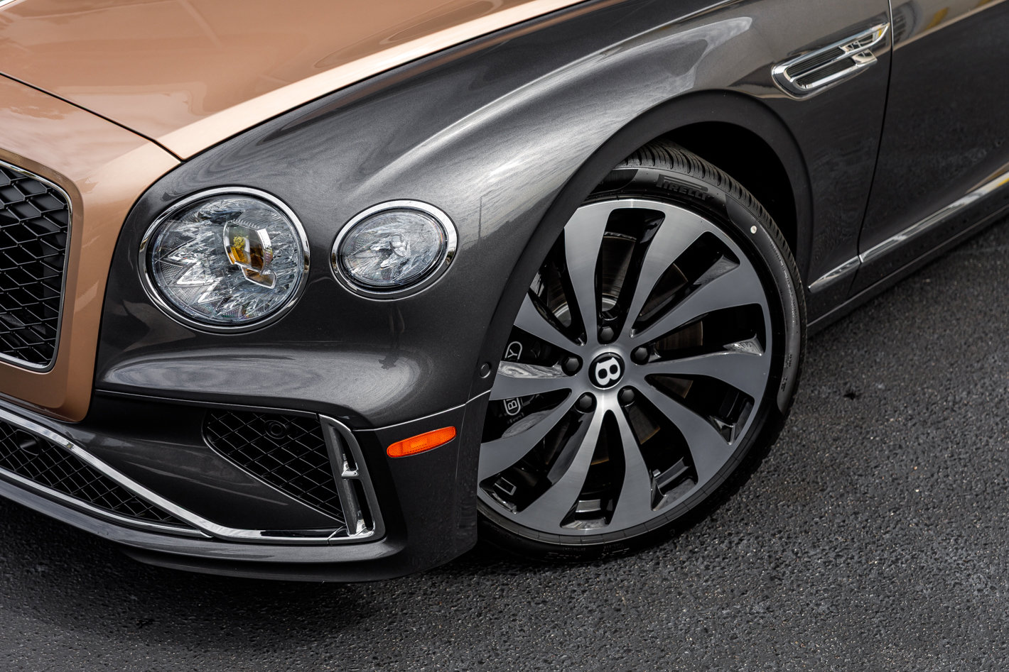 New 2026 Bentley Flying Spur Plug-In Hybrid image 5