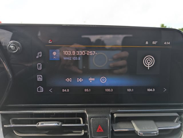 Used 2024 Chevrolet TrailBlazer LT w/ Convenience Package AWD/4WD image 23