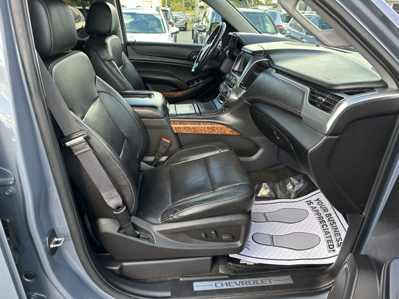 Used 2016 Chevrolet Suburban LTZ image 14