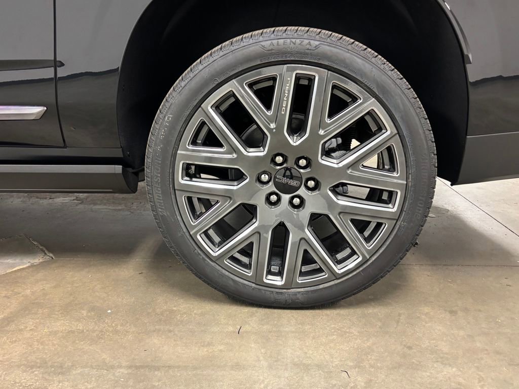 New 2026 GMC Yukon XL Denali Ultimate w/ LPO, Floor Liner Package image 12