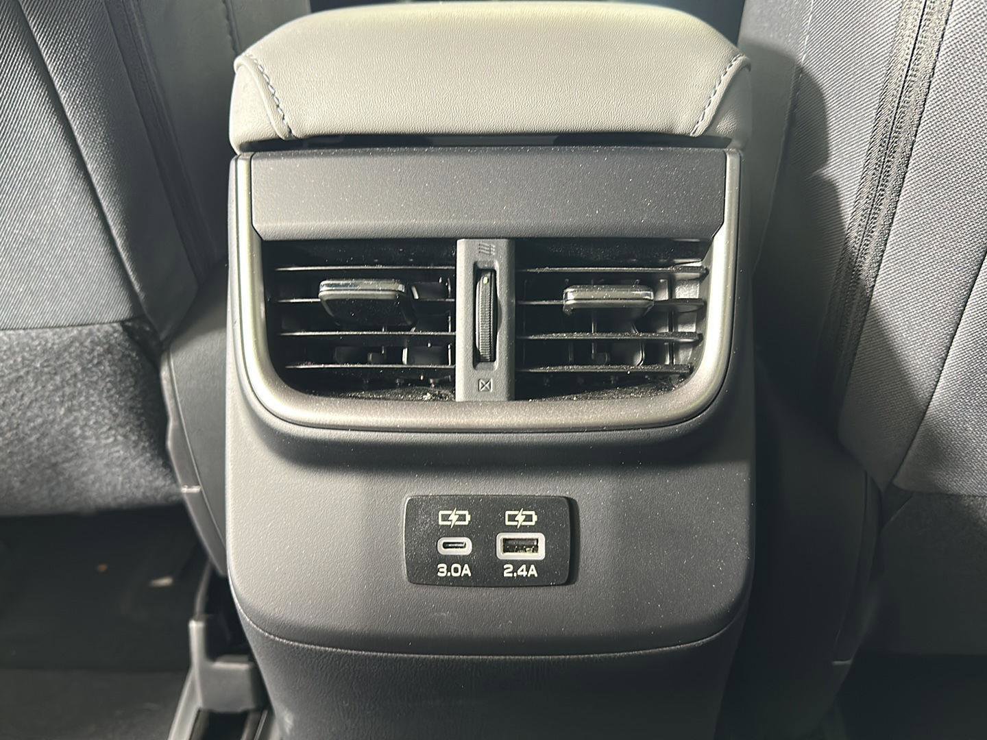 Certified 2025 Subaru Outback Premium w/ Popular Package #1A image 19