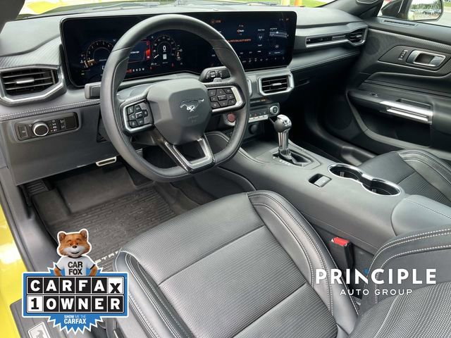 Used 2025 Ford Mustang GT Premium RWD image 17