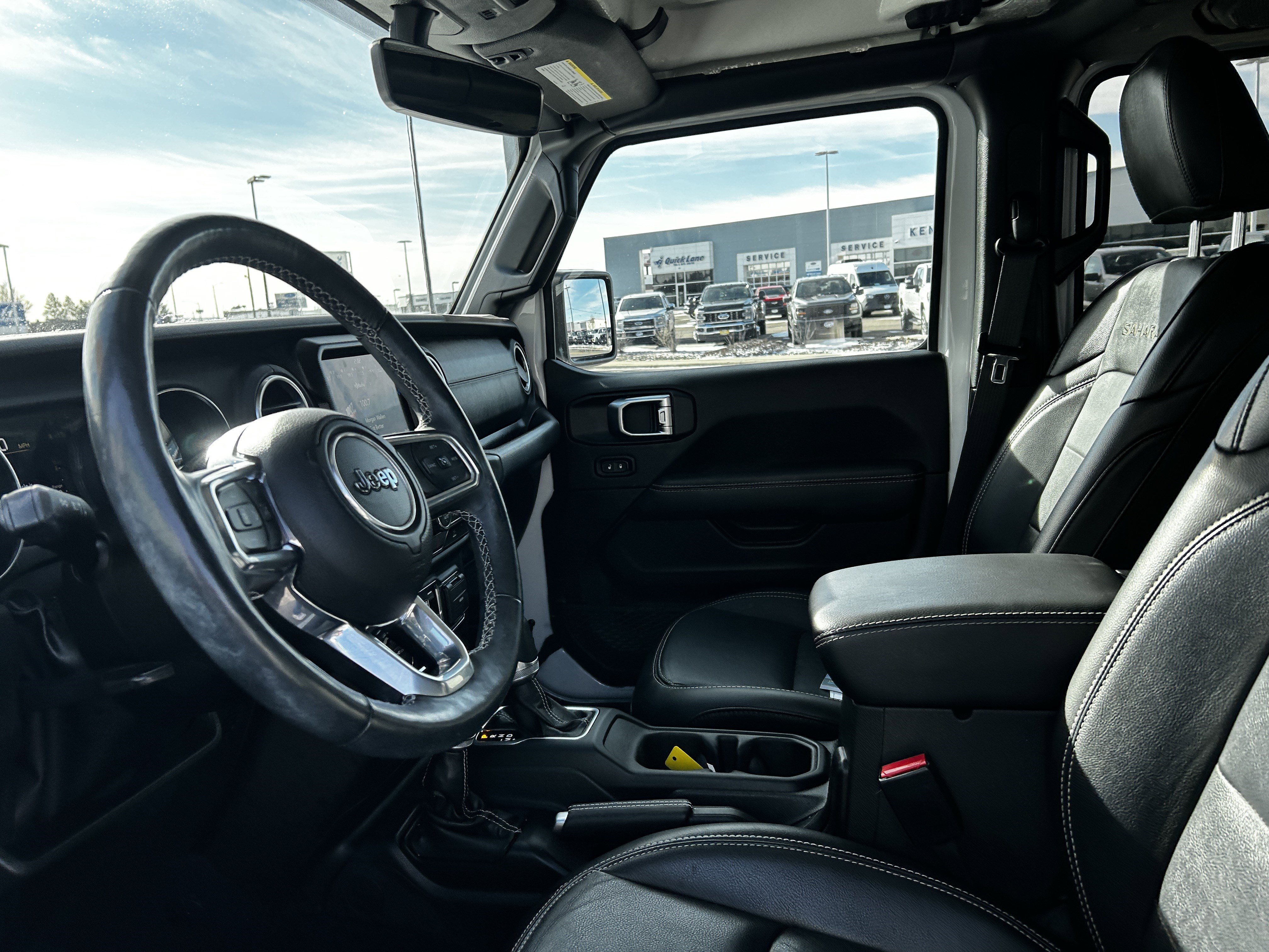 Used 2023 Jeep Wrangler Sahara w/ Cold Weather Group image 10