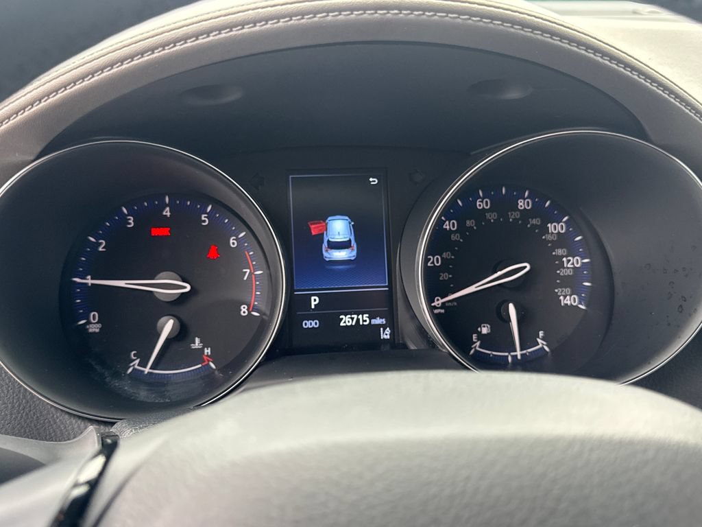 Used 2022 Toyota C-HR Limited FWD image 21