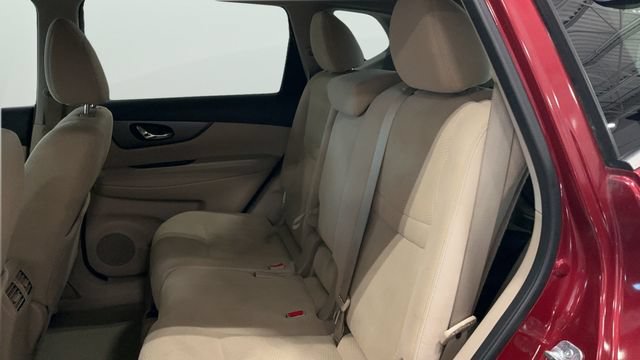 Used 2015 Nissan Rogue SV w/ SV Premium Package FWD image 13