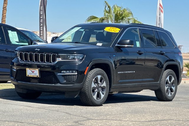 Certified 2024 Jeep Grand Cherokee Limited 4xe AWD/4WD image 8