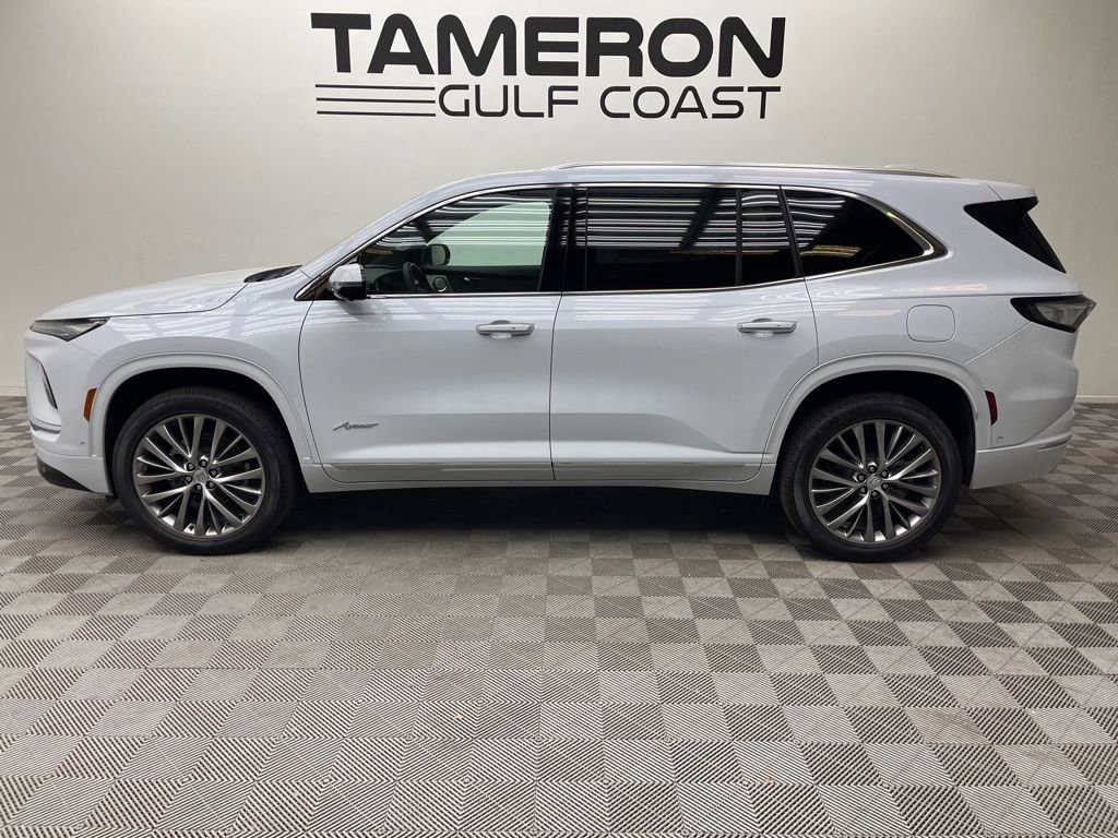 New 2026 Buick Enclave Avenir w/ Super Cruise Package image 2