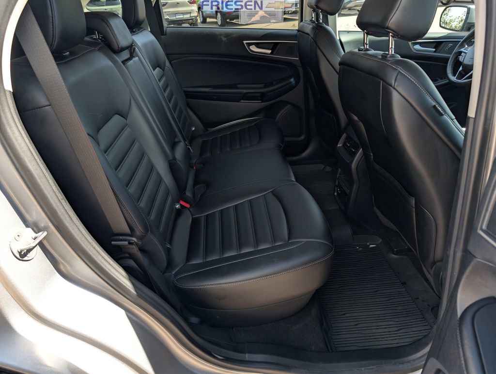 Used 2022 Ford Edge SEL w/ Convenience Package image 18