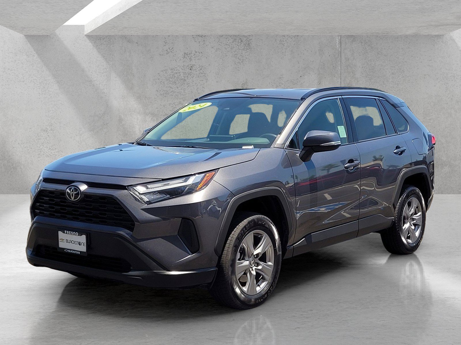 Used 2024 Toyota RAV4 XLE w/ Weather Package AWD/4WD image 9